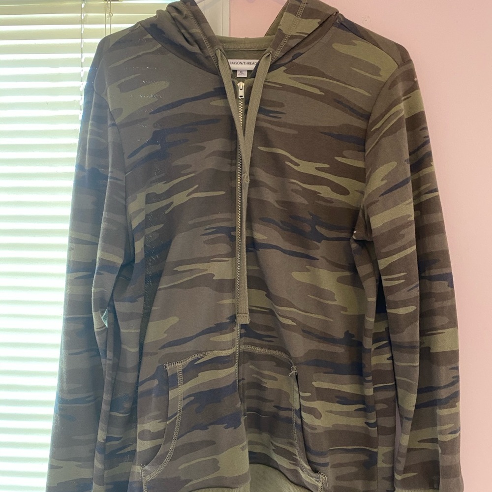 Camo zip up jacket
